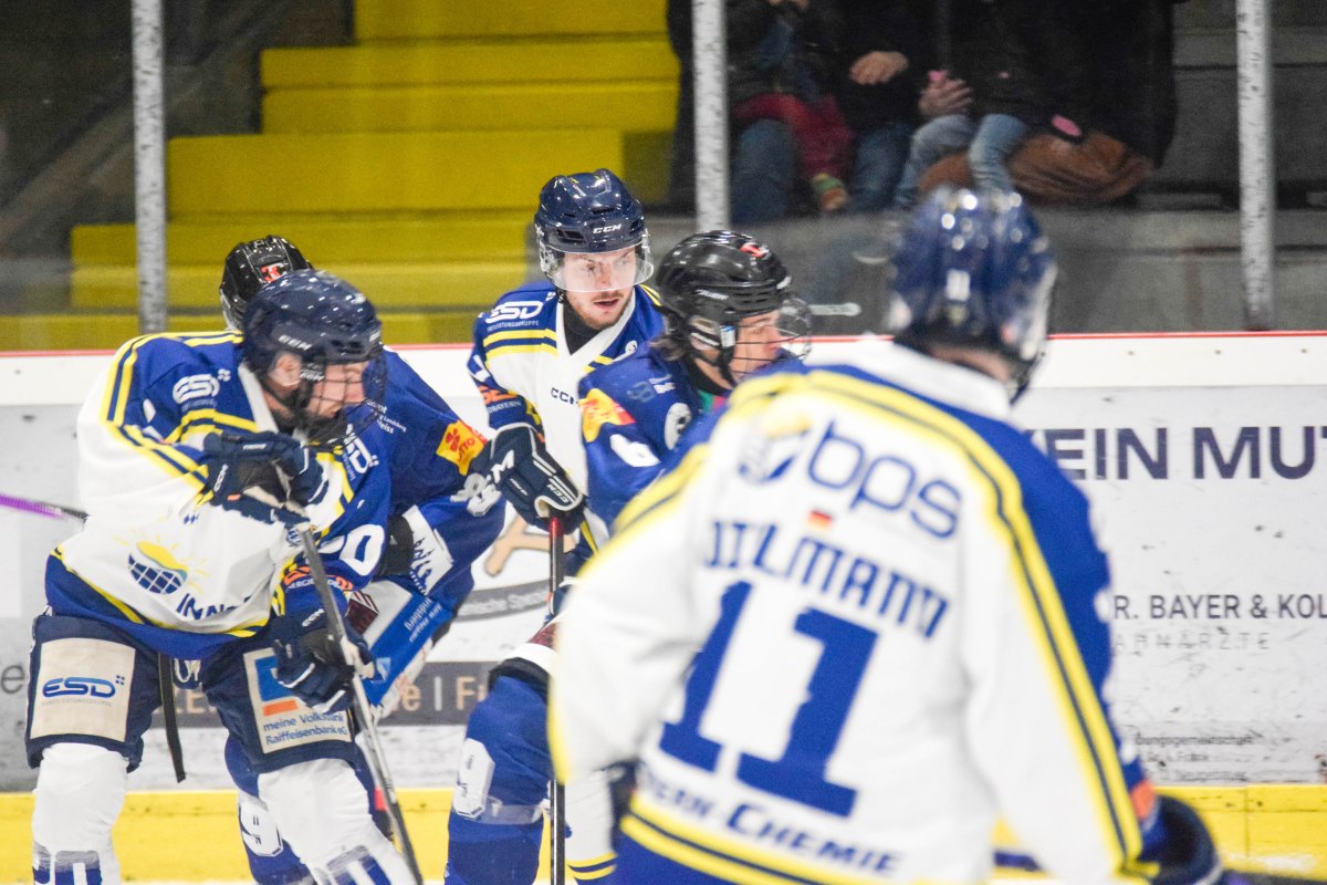 EHC Waldkraiburg gewinnt in Miesbach