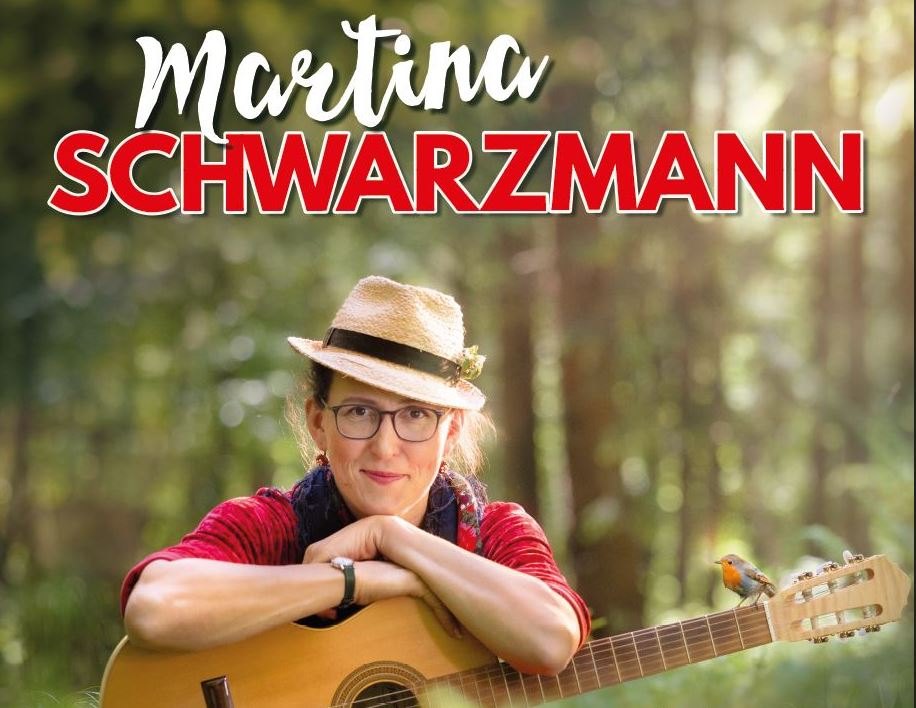 Interview: Martina Schwarzmann im Interview