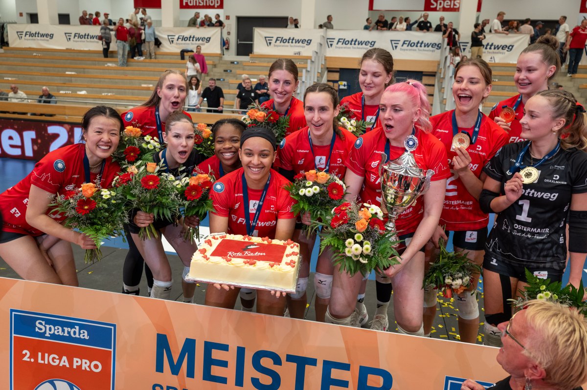 Volleyball Sparda 2. Liga Pro:  Rote Raben feiern mit 1500 Volleyballfans die Meisterschaft